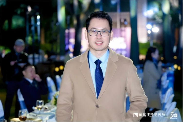 林妥律师在法庭